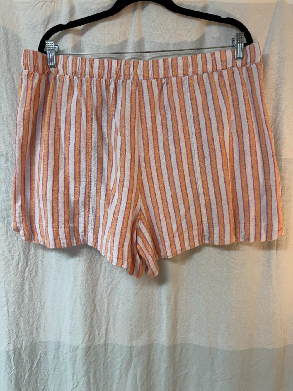 Women’s High Rise Linen Pull On Shorts Universal Thread - Orange Striped